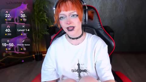 Snapshot of nicolefloret chatting on 2, 10, 2025 Nicole online show from 2, 10, 2025