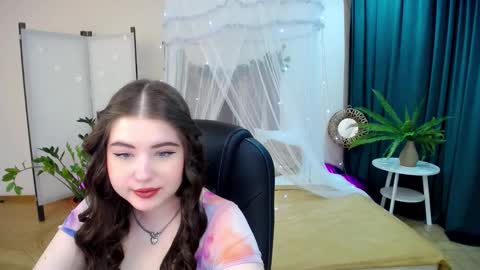 nicolefoxery online show from 4, 3, 2025