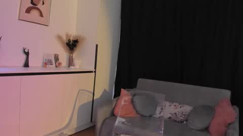 Snapshot of nicoleirisxxx chatting on 26, 9, 2025 nicoleirisxxx online show from 26, 9, 2025