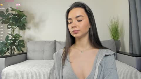 Dua Lipa online show from 16, 1, 2025