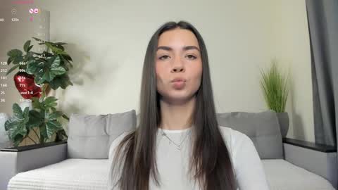 Dua Lipa online show from 28, 2, 2025