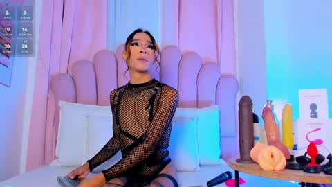 Snapshot of nicolemadrird chatting on 1, 4, 2026 nicolemadrird online show from 1, 4, 2026