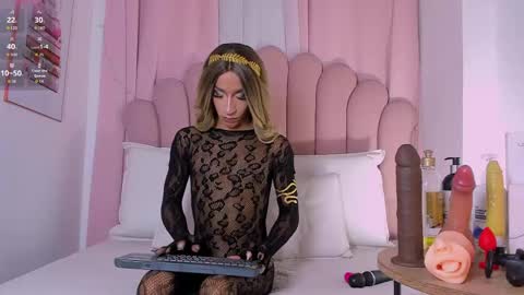 Snapshot of nicolemadrird chatting on 15, 4, 2026 nicolemadrird online show from 15, 4, 2026