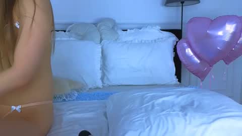 Nicole online show from 14, 2, 2026