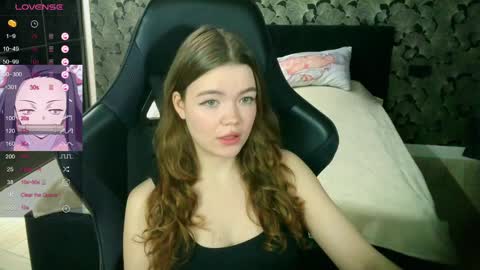 Snapshot of nicolemeew chatting on 6, 4, 2026 NicoleMeew online show from 6, 4, 2026