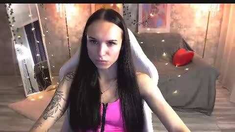 Nicole online show from 14, 6, 2026