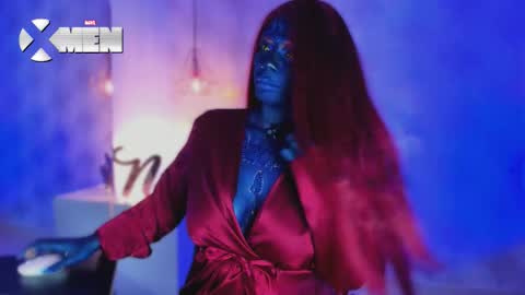 Snapshot of nicolemorelli2 chatting on 9, 10, 2025 Andrea give it a thumbs up please its important online show from 9, 10, 2025