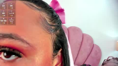 NICOLE online show from 3, 3, 2025