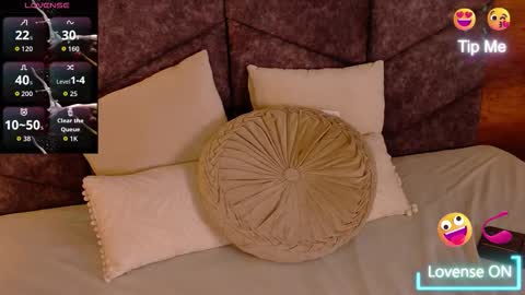 N I C O L E T  online show from 29, 11, 2025