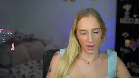 nicolette__shea_ online show from 14, 1, 2025