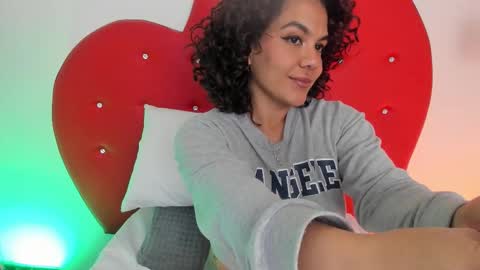 nicolette online show from 27, 11, 2025