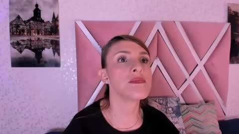 nicoll_89 online show from 24, 4, 2026
