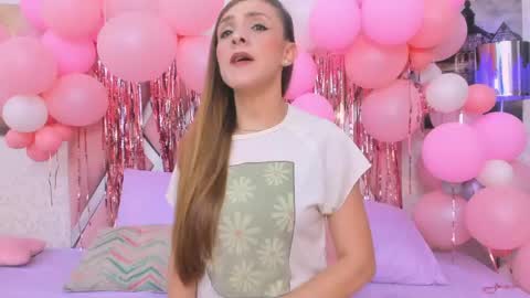nicoll_89 online show from 25, 5, 2026