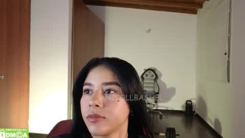 Nicoll  Independent model online show from 29, 10, 2025