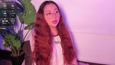 Snapshot of nicolle_evanss_ chatting on 15, 11, 2025 nicolle_evanss_ online show from 15, 11, 2025