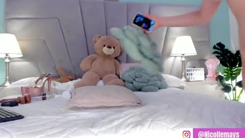 Snapshot of nicolle_mays chatting on 8, 2, 2025 Nicolle Mays online show from 8, 2, 2025