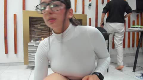 Snapshot of nicolle_mays chatting on 15, 2, 2025 Nicolle Mays online show from 15, 2, 2025