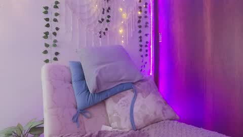 Nicolle online show from 28, 7, 2026