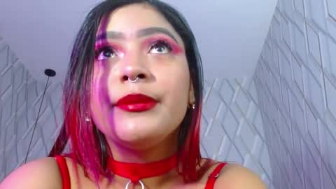 Nicolle Miley online show from 15, 2, 2025