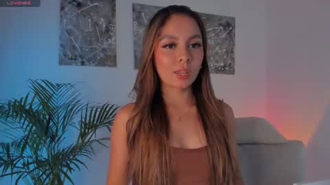 Nicollewest online show from 12, 6, 2026