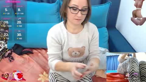 Nicolle online show from 6, 1, 2025