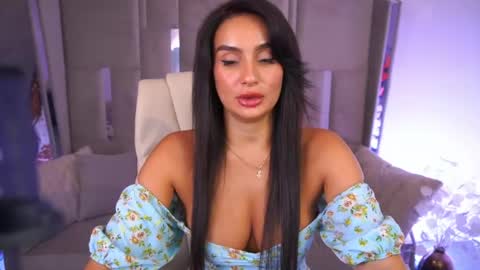 Snapshot of nicolnightt chatting on 17, 7, 2026 Nicole online show from 17, 7, 2026
