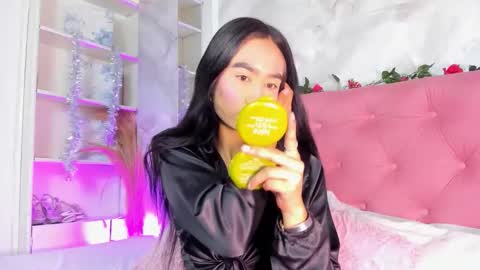 Snapshot of nicolqueen_ chatting on 19, 2, 2026 NICOL online show from 19, 2, 2026