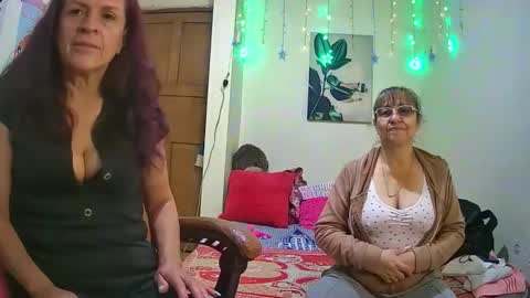 nicoltatiana_ online show from 2, 12, 2025