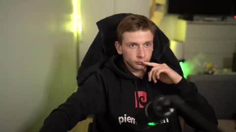 Snapshot of nicramga chatting on 20, 11, 2025 nicramga online show from 20, 11, 2025