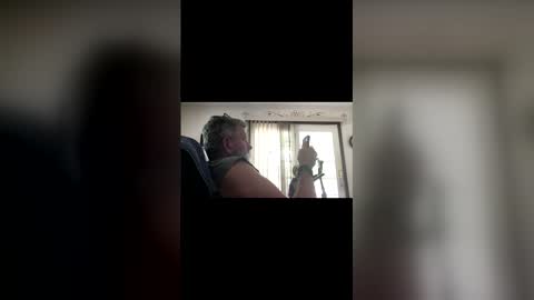 nightmoves1970 online show from 14, 4, 2026