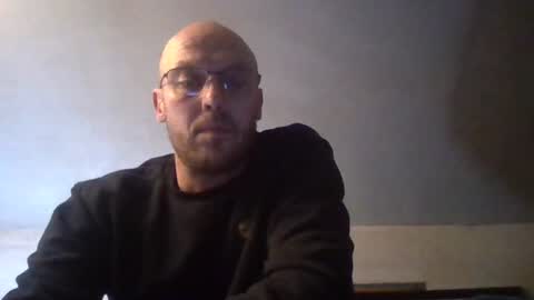 nighttime online show from 20, 2, 2025