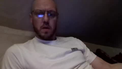 nighttime online show from 28, 2, 2025