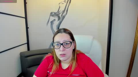 Snapshot of niickyjones chatting on 15, 1, 2025 Anni online show from 15, 1, 2025