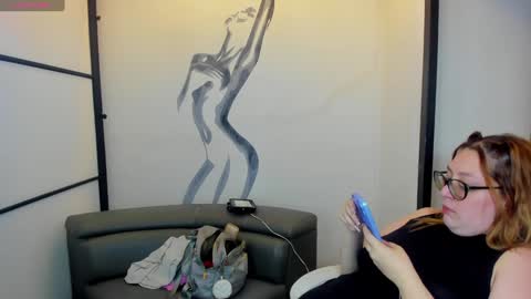 Snapshot of niickyjones chatting on 17, 1, 2025 Anni online show from 17, 1, 2025