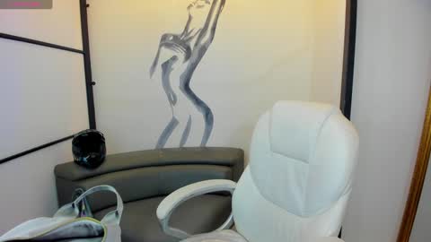 Snapshot of niickyjones chatting on 20, 1, 2025 Anni online show from 20, 1, 2025