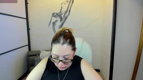Snapshot of niickyjones chatting on 23, 2, 2025 Anni online show from 23, 2, 2025