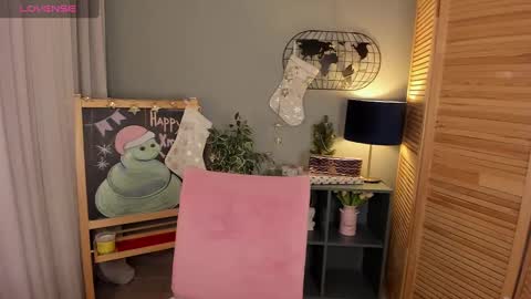 Snapshot of niiik_miiiki chatting on 29, 12, 2024 niiik_miiiki online show from 29, 12, 2024