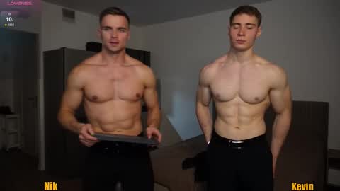 Snapshot of nik_sharp chatting on 24, 10, 2025 Nik online show from 24, 10, 2025