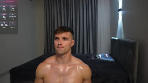 Snapshot of nik_sharp chatting on 26, 11, 2025 Nik online show from 26, 11, 2025