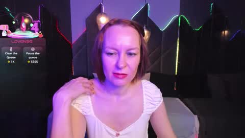 Snapshot of nika_gentle chatting on 29, 11, 2025 Nika online show from 29, 11, 2025
