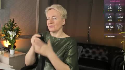 Snapshot of nika_smit chatting on 15, 2, 2026 Nika online show from 15, 2, 2026