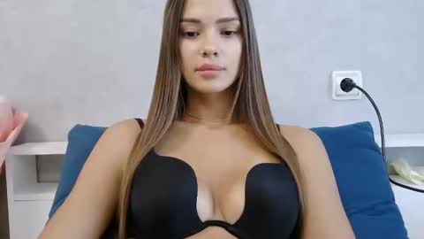 Snapshot of nika_verona1 chatting on 8, 6, 2026 Nika online show from 8, 6, 2026