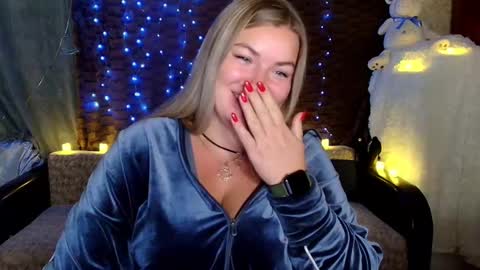 Snapshot of nikaskylink chatting on 12, 9, 2025 Nika online show from 12, 9, 2025