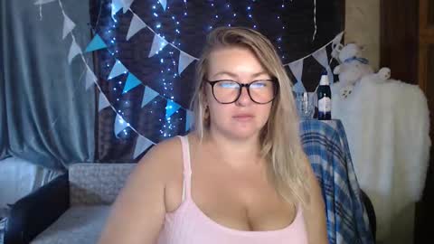 Snapshot of nikaskylink chatting on 26, 9, 2025 Nika online show from 26, 9, 2025