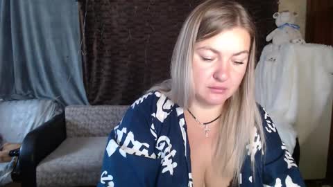 Snapshot of nikaskylink chatting on 10, 10, 2025 Nika online show from 10, 10, 2025