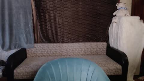 Snapshot of nikaskylink chatting on 13, 10, 2025 Nika online show from 13, 10, 2025