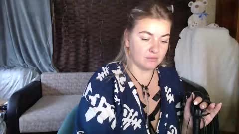 Snapshot of nikaskylink chatting on 22, 10, 2025 Nika online show from 22, 10, 2025