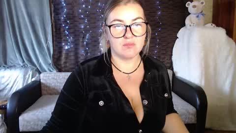 Snapshot of nikaskylink chatting on 24, 10, 2025 Nika online show from 24, 10, 2025