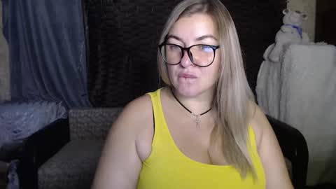 Snapshot of nikaskylink chatting on 29, 10, 2025 Nika online show from 29, 10, 2025