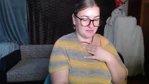 Snapshot of nikaskylink chatting on 6, 11, 2025 Nika online show from 6, 11, 2025